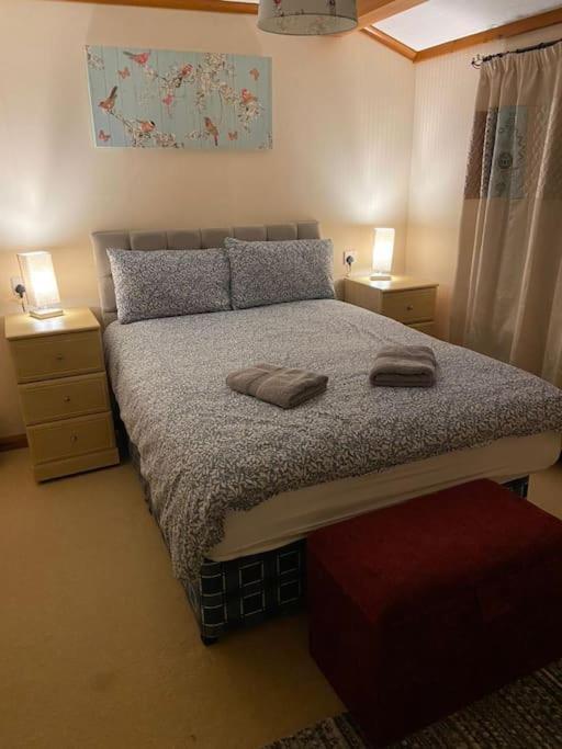 Livingstones Lodge, District * Plumbland