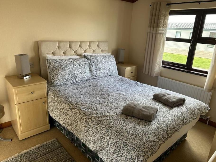 Livingstones Lodge, District * Plumbland