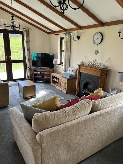 Livingstones Lodge, District