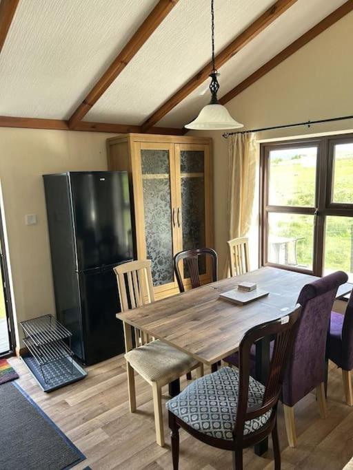 Livingstones Lodge, District * Plumbland